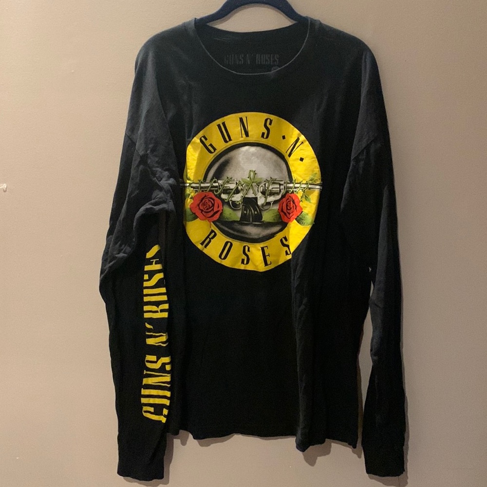 Guns and Roses shirt